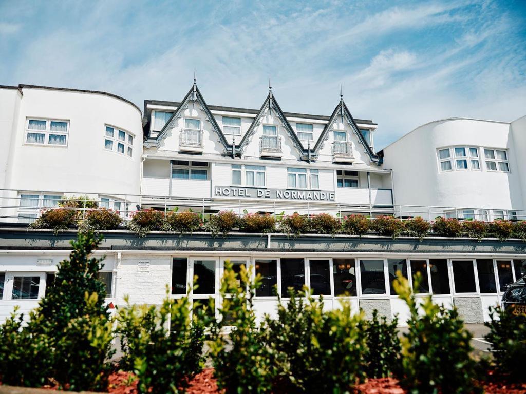 Hotel De Normandie Saint Helier Exterior photo